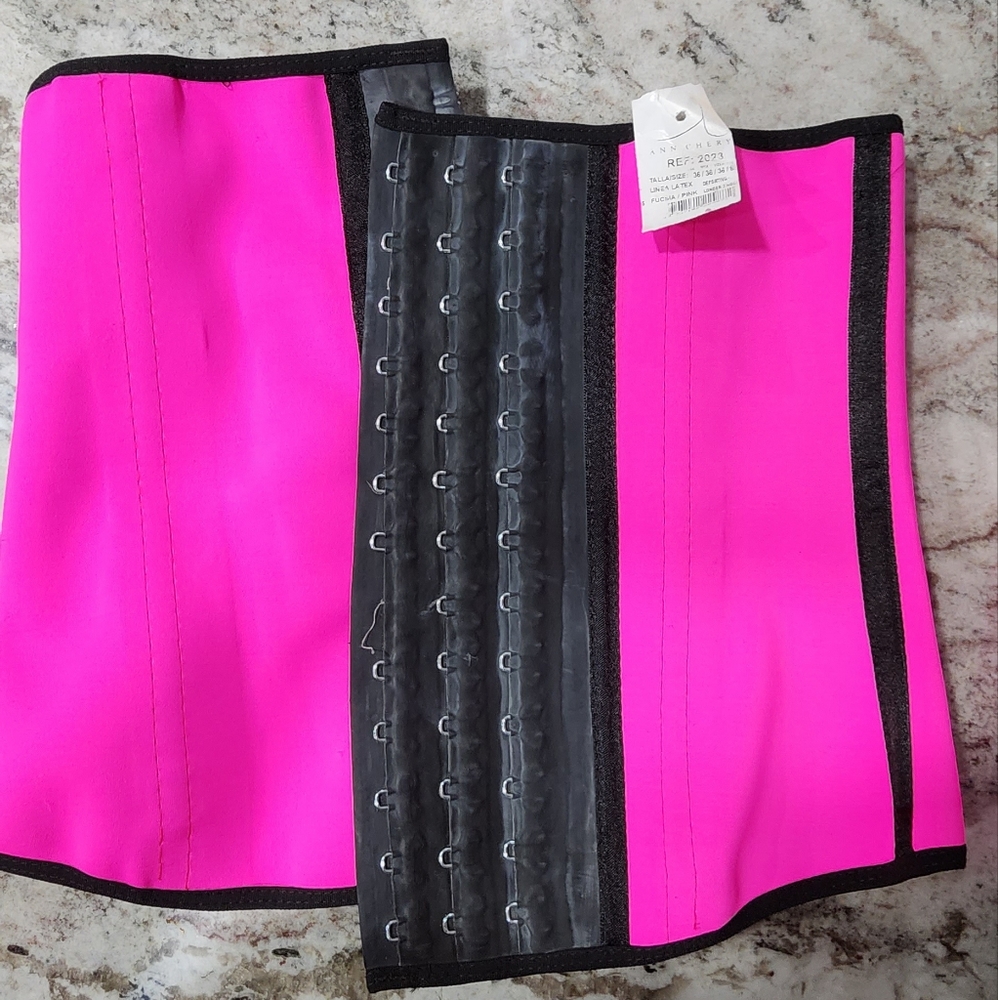NEW WAIST TRAINER WITH TAGS